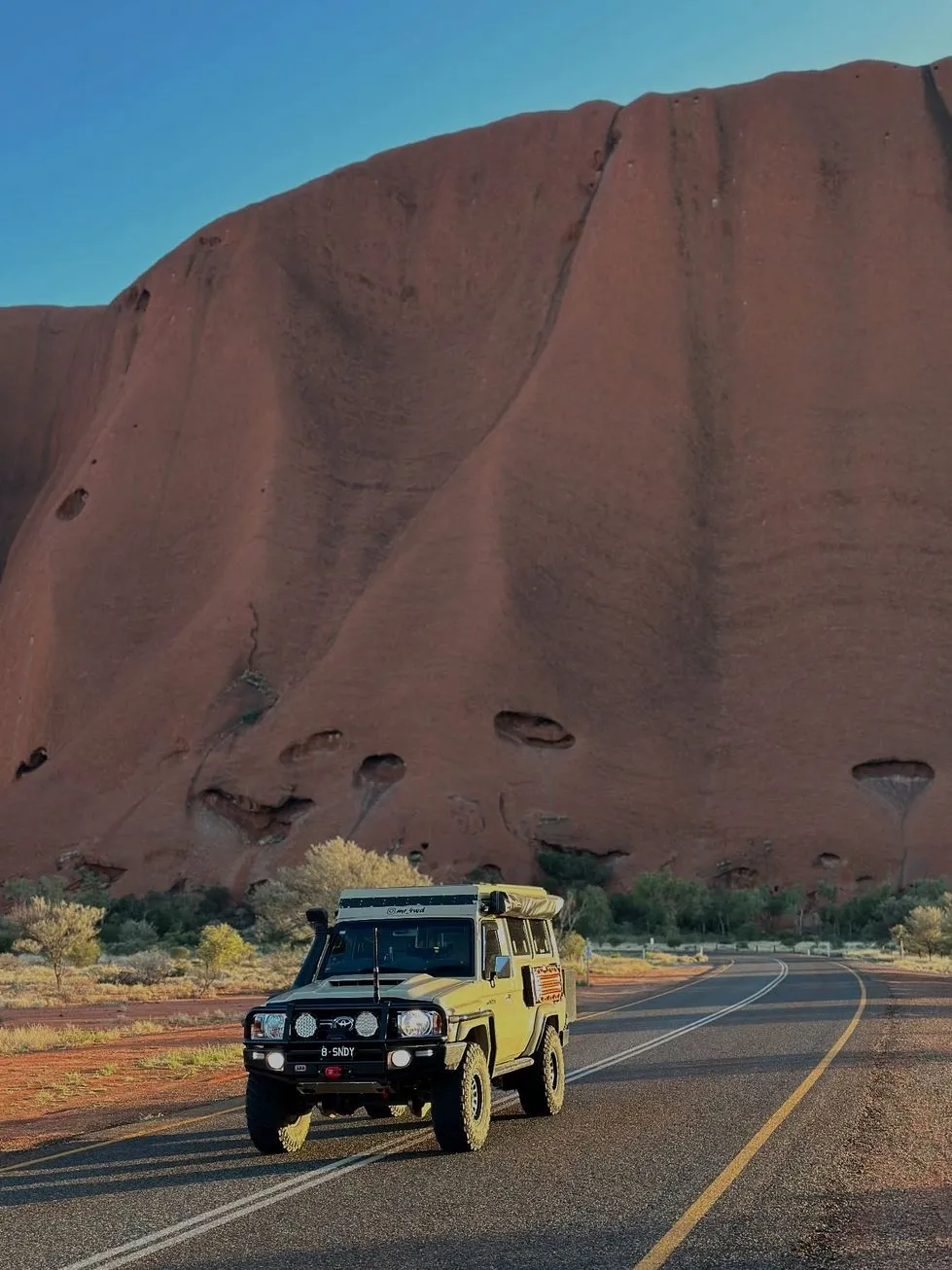 Salon Chloe | DIY vs Guided — What Do First-Timers Actually Prefer in Uluru? What to Expect to Pay for Each Option